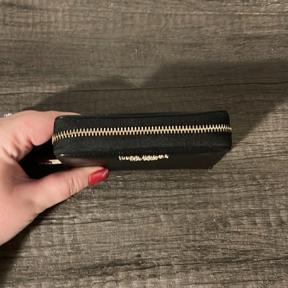 Small Kate Spade Wallet - Picture 4 of 6